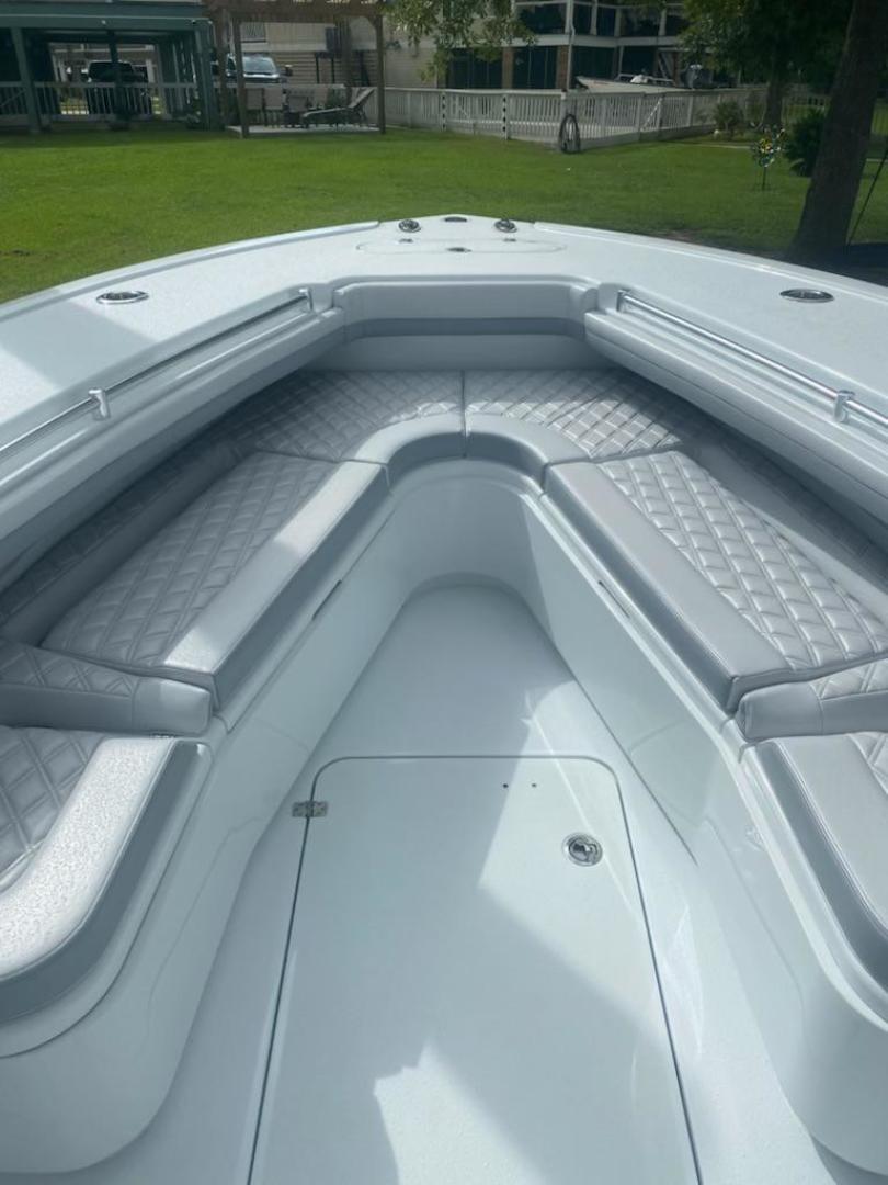 2022 Yellowfin Center Console - Image 2
