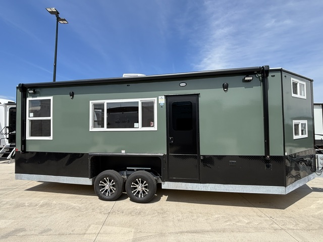 2027 ICE CASTLE RV EXTREME III 8X21 - Image 1