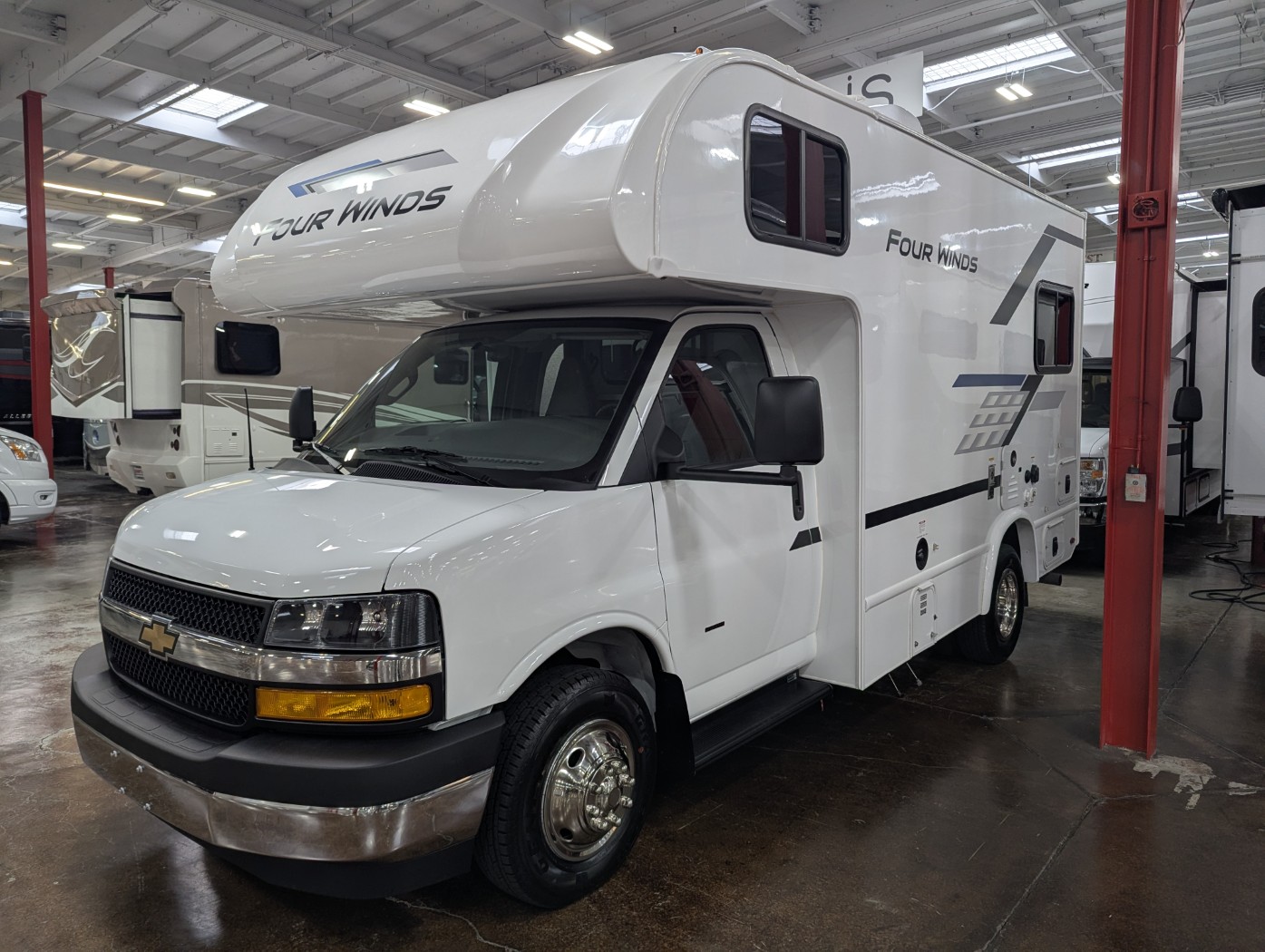 2027 Thor Motor Coach Four Winds 19Z - Image 3