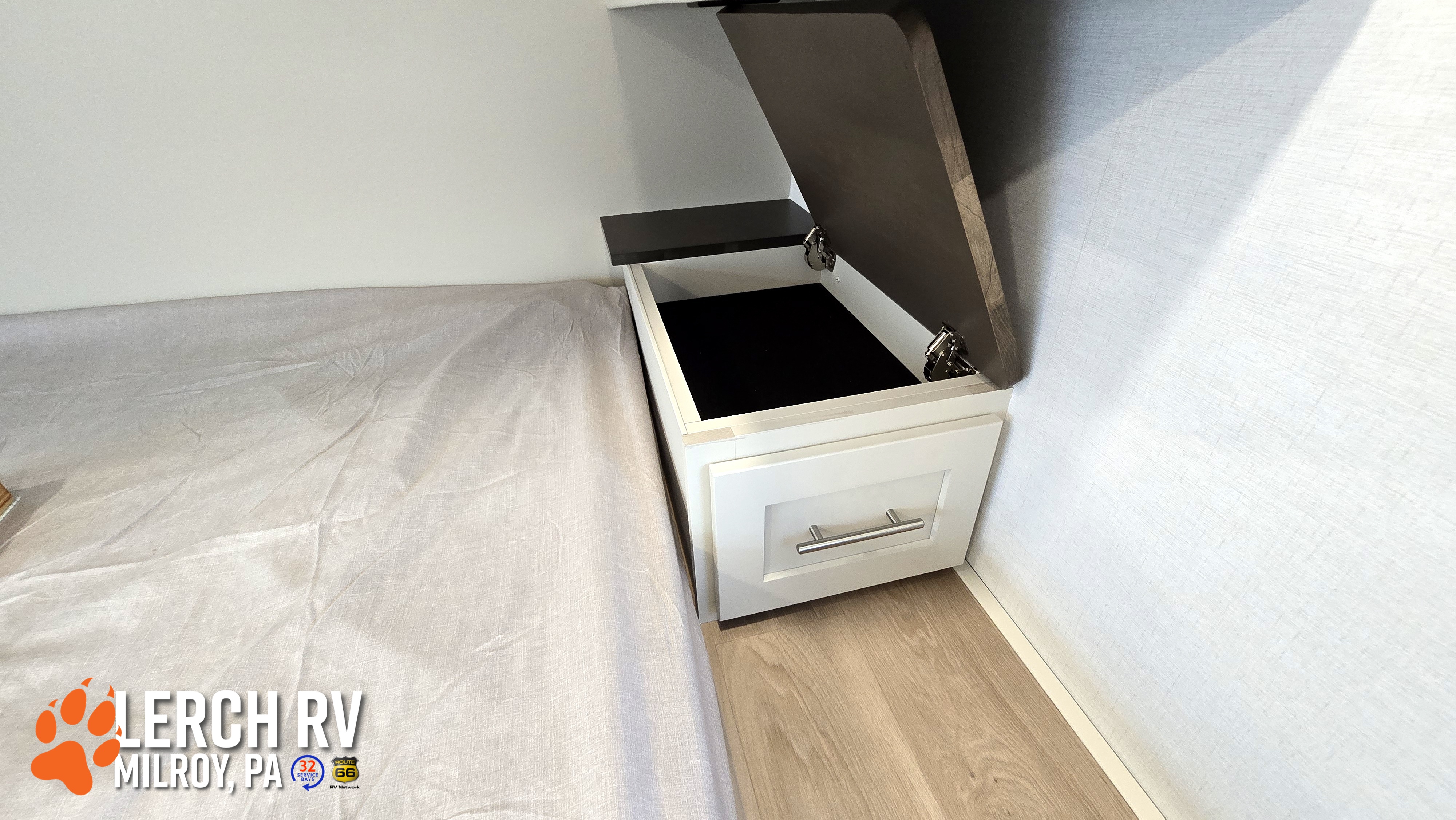 2027 Alliance RV Avenue 298RL - Image 37