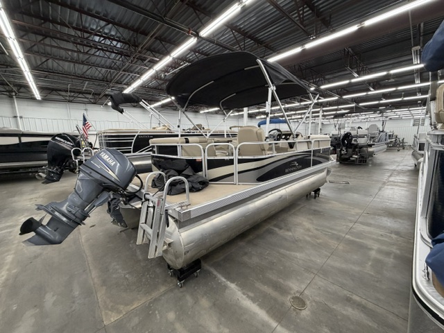 2012 BENNINGTON 20 SL - Image 2