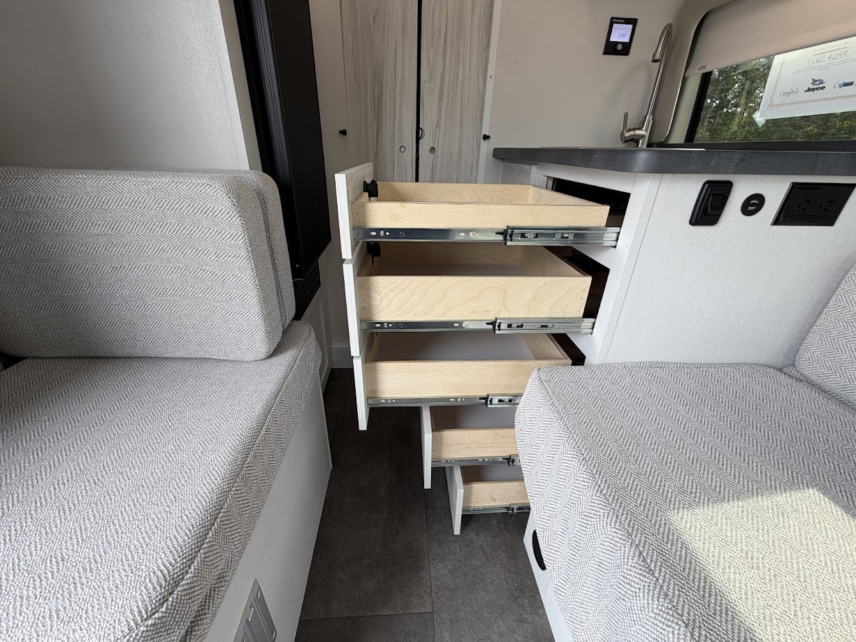 2026 JAYCO COMET 18C - Image 25