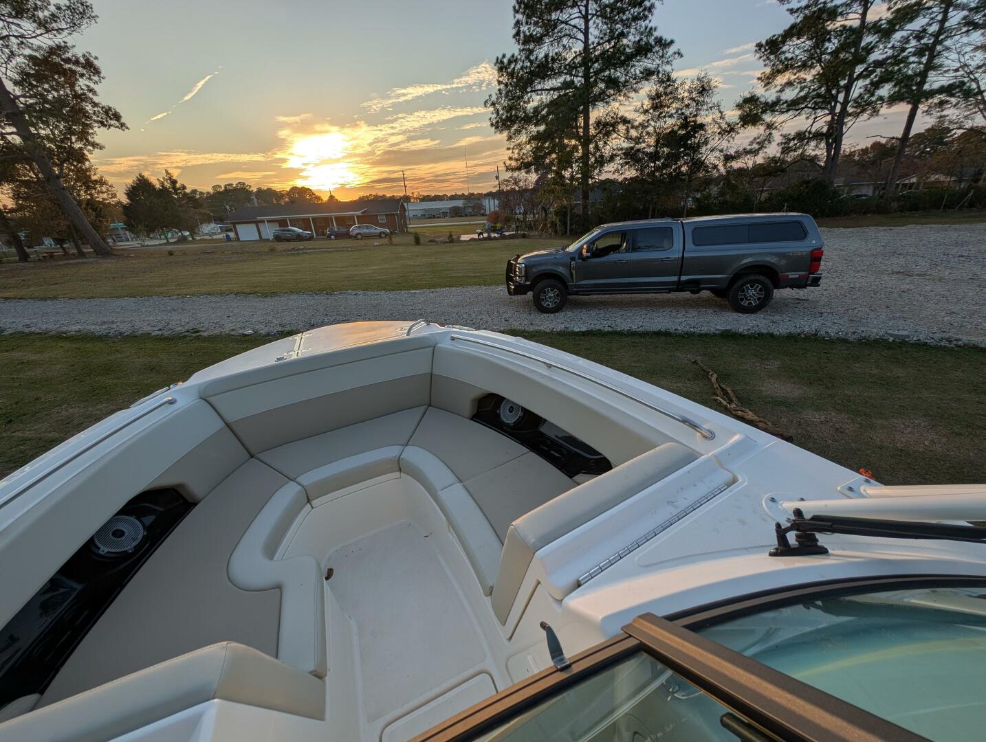 2023 Boston Whaler 240 Vantage - Image 31