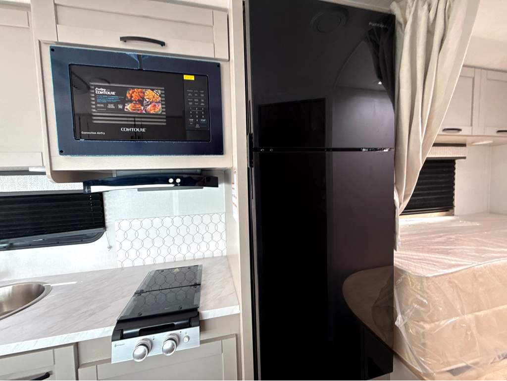 2027 ENTEGRA COACH ODYSSEY 22E - Image 21