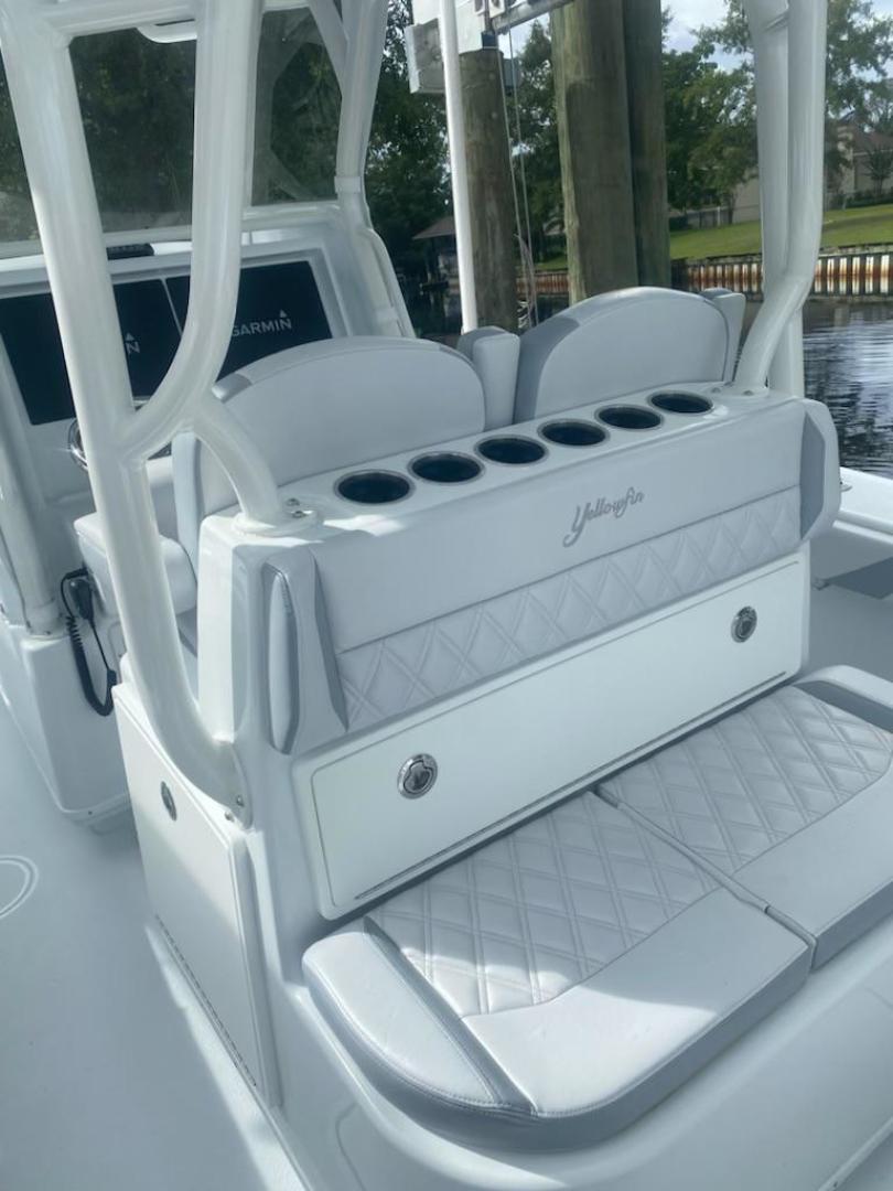 2022 Yellowfin Center Console - Image 6