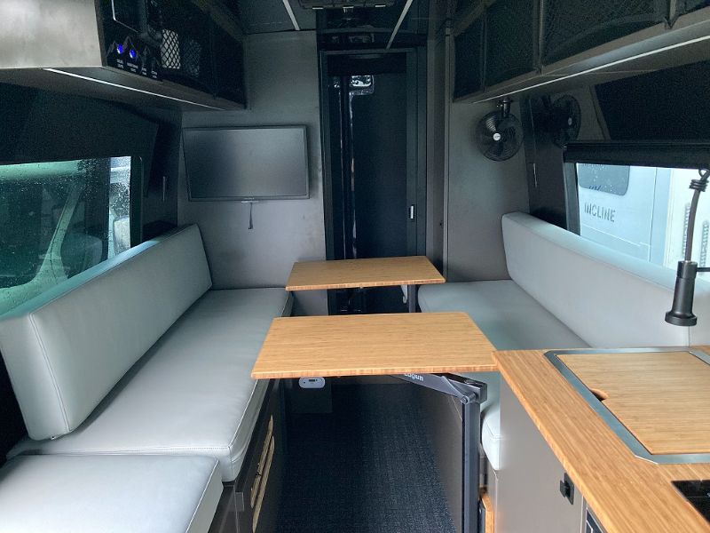2025 27North Venture Van 170 - Image 28