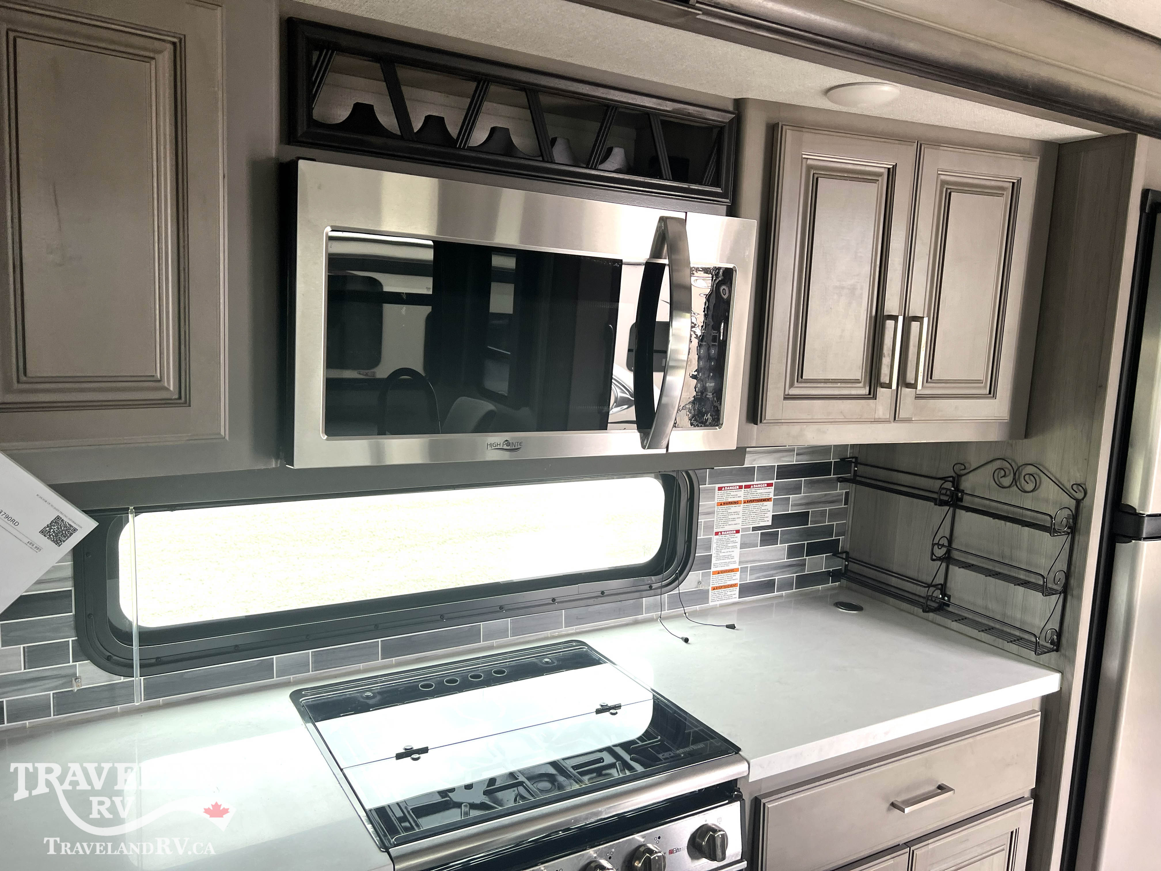 2021 Keystone Montana 3780RL - Image 33