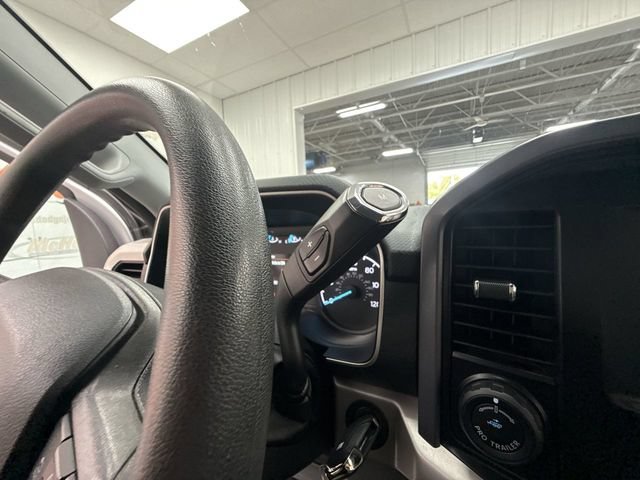 2023 Ford F-150 Crew Cab XLT 4WD - Image 32