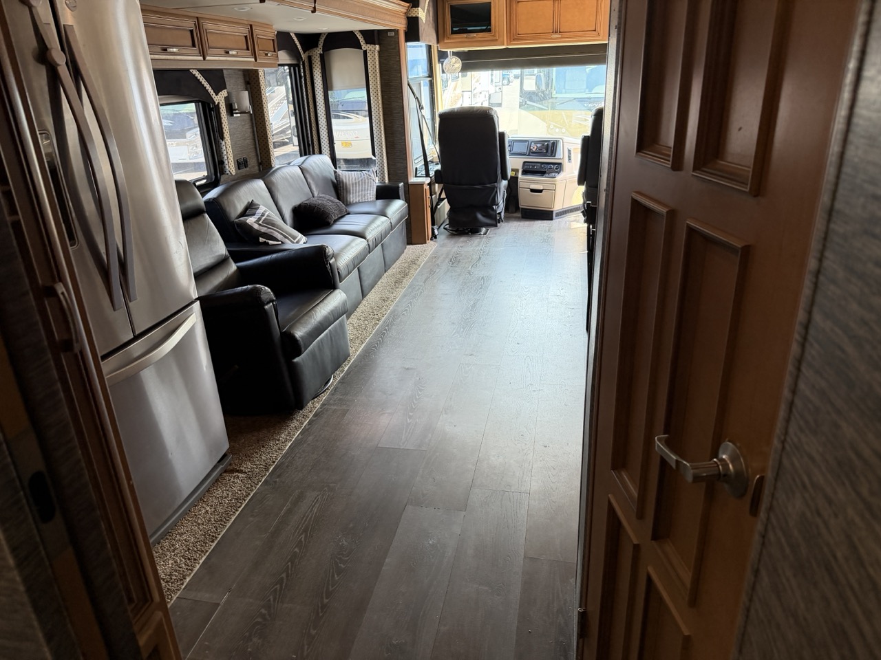 2016 Newmar Ventana LE 4044 - Image 26