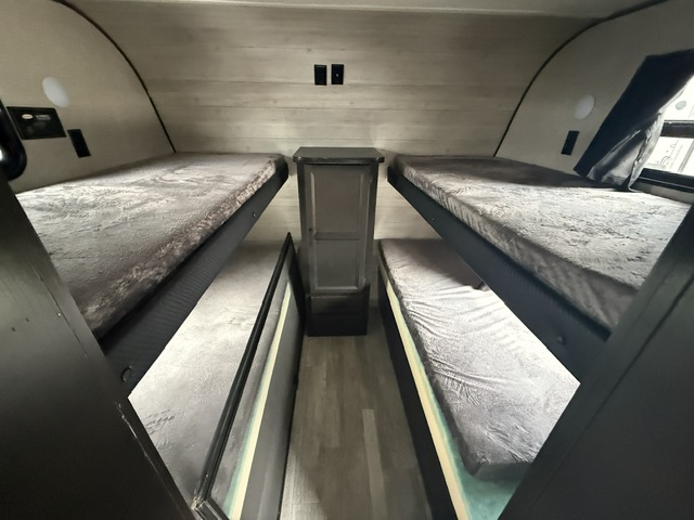 2022 JAYCO JAYFLIGHT 38BHDS - Image 24