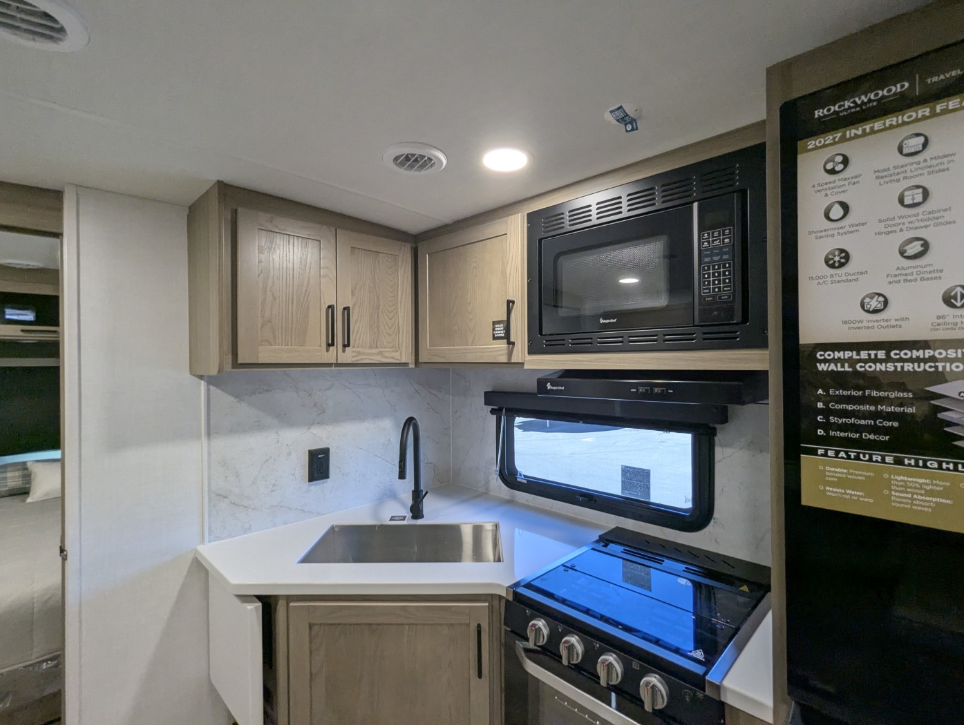 2027 Forest River Rockwood Ultra Lite 2706BH - Image 23