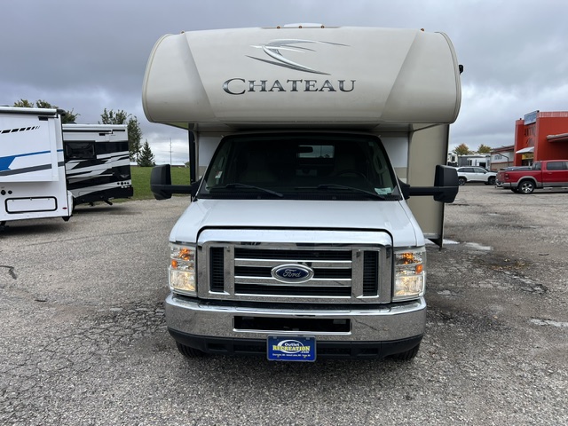 2017 Thor Motor Coach Chateau 28Z - Image 3