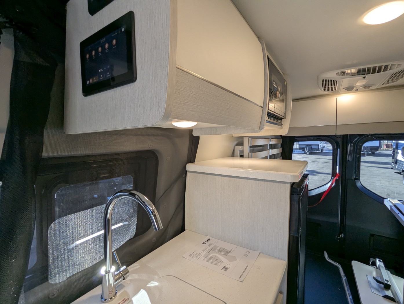 2026 Thor Motor Coach Tranquility 19M - Image 21
