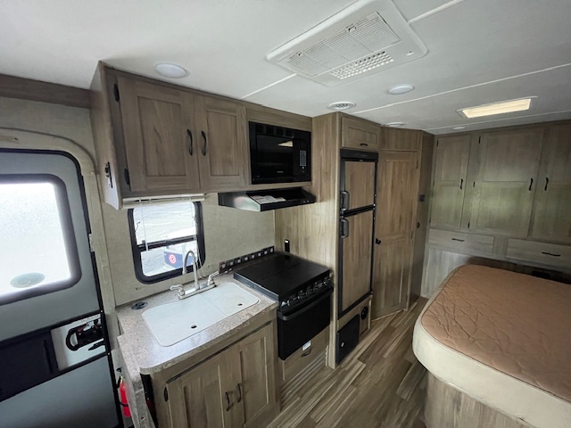 2016 COACHMEN PRISM 2200LE - Image 14