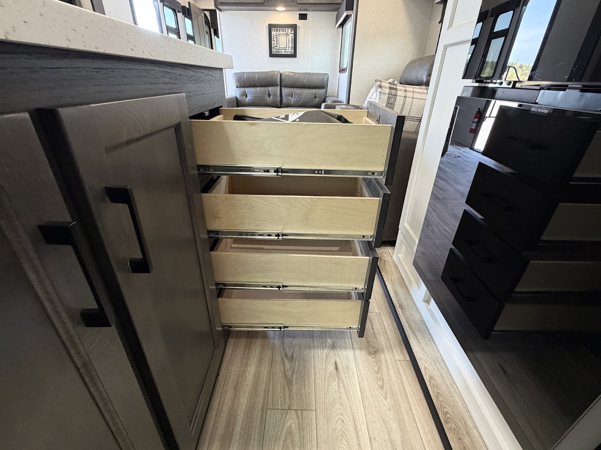 2026 VENTURE RV SPORTTREK 333VFK - Image 34