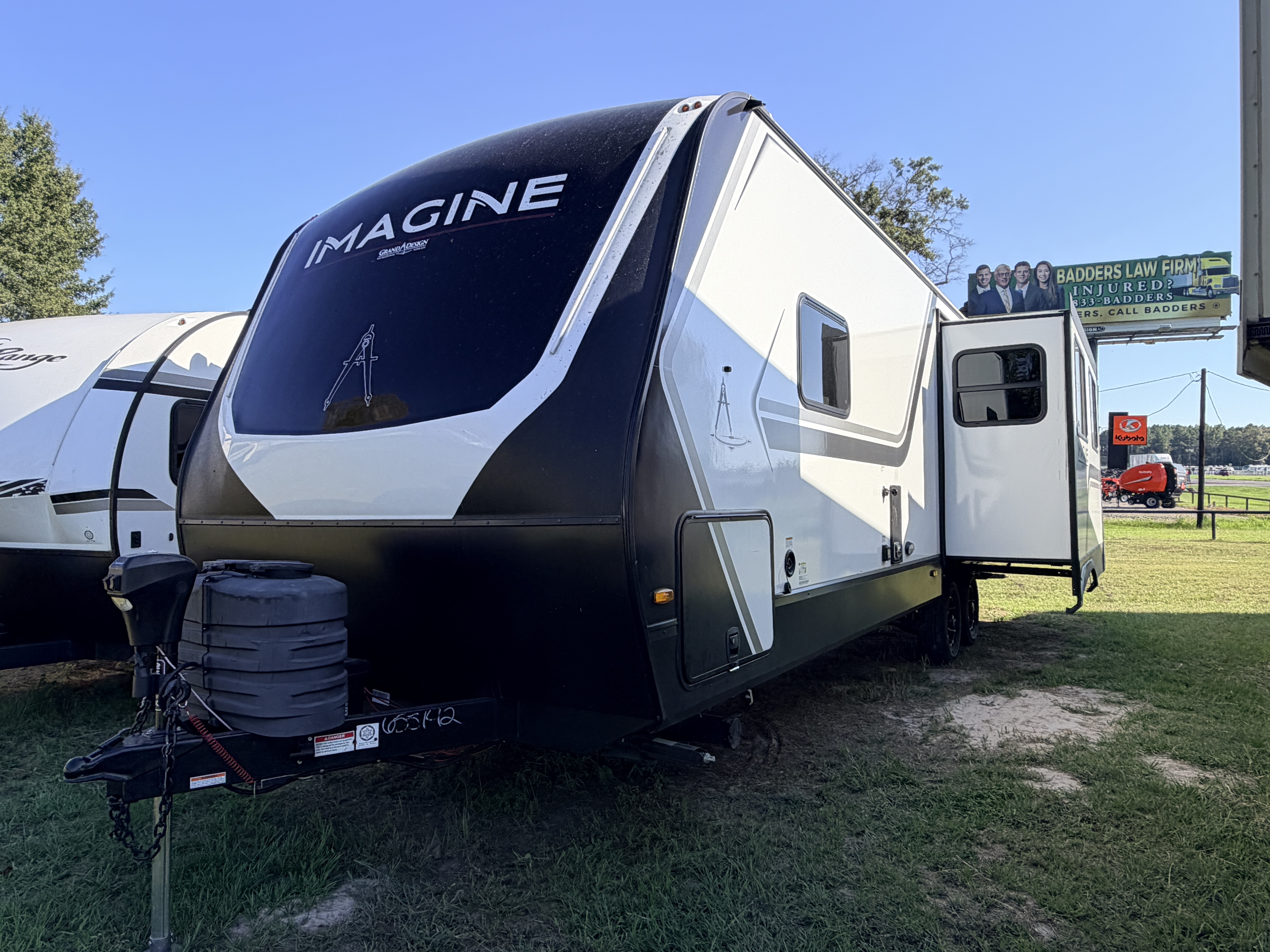 2026 Grand Design Imagine 2670MK - Image 3