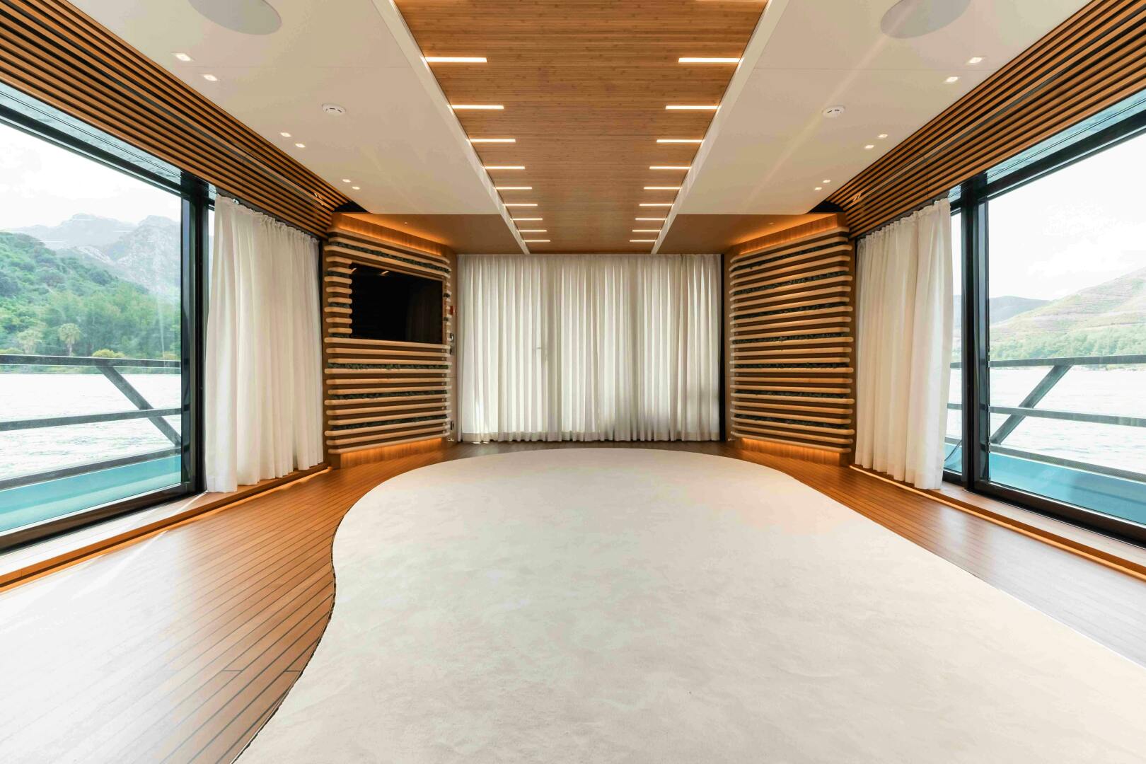 2024 Sarp Yachts Custom - Image 11