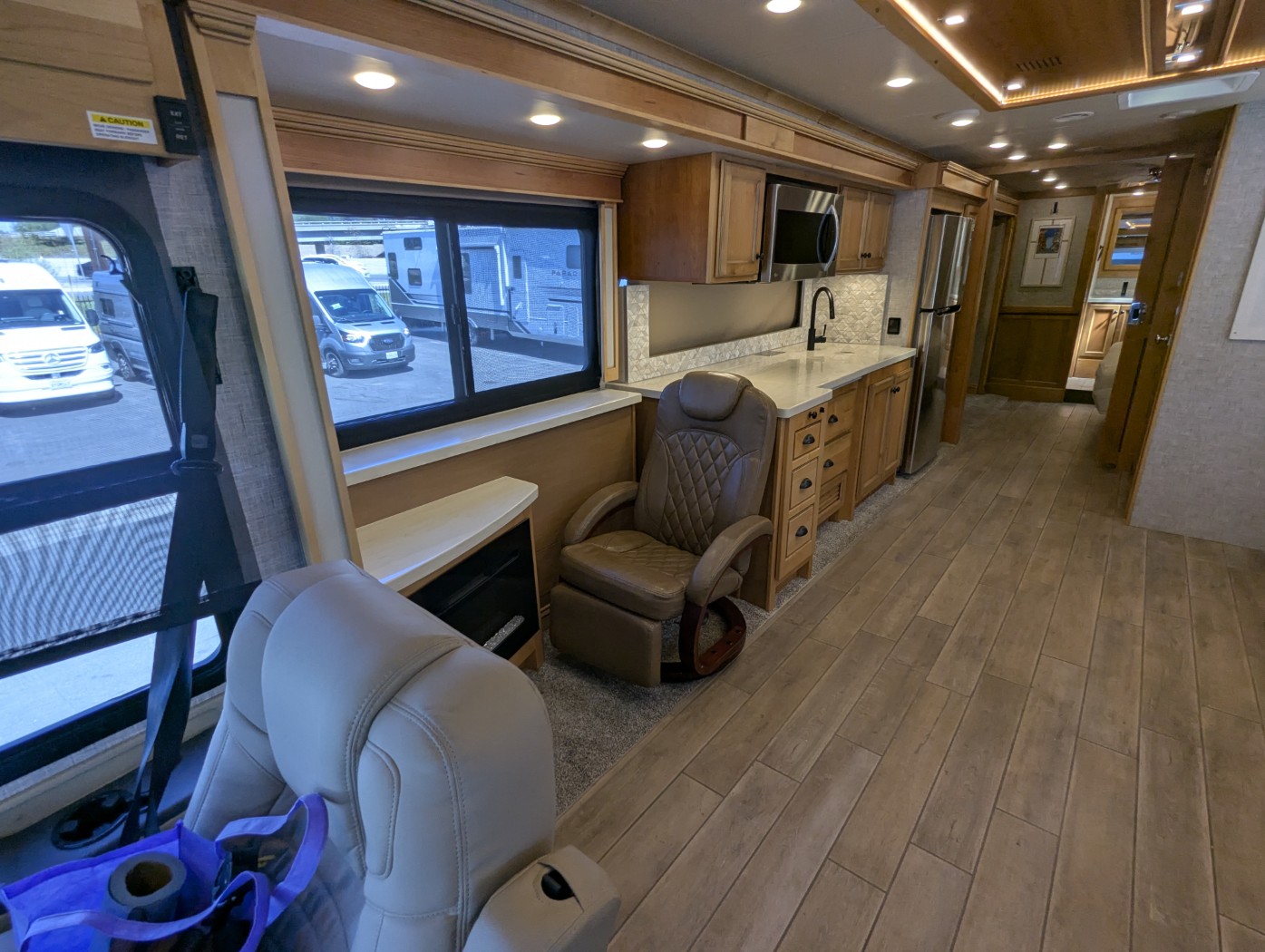 2023 Tiffin Allegro Red 360 37 BA - Image 12