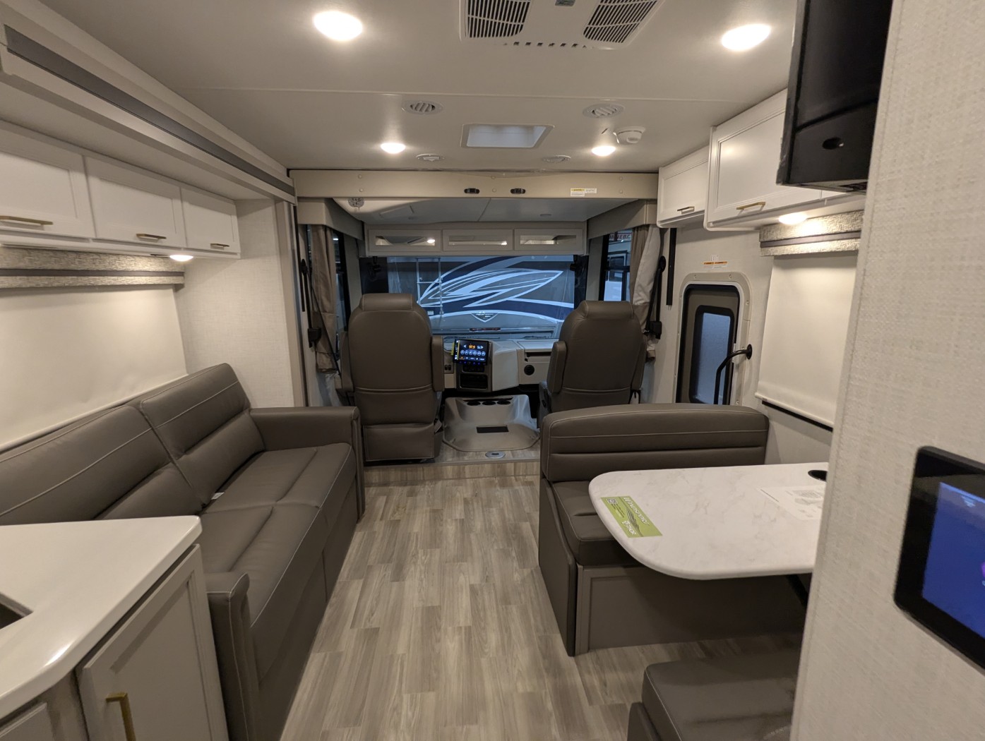 2026 Thor Motor Coach Windsport 29L - Image 30