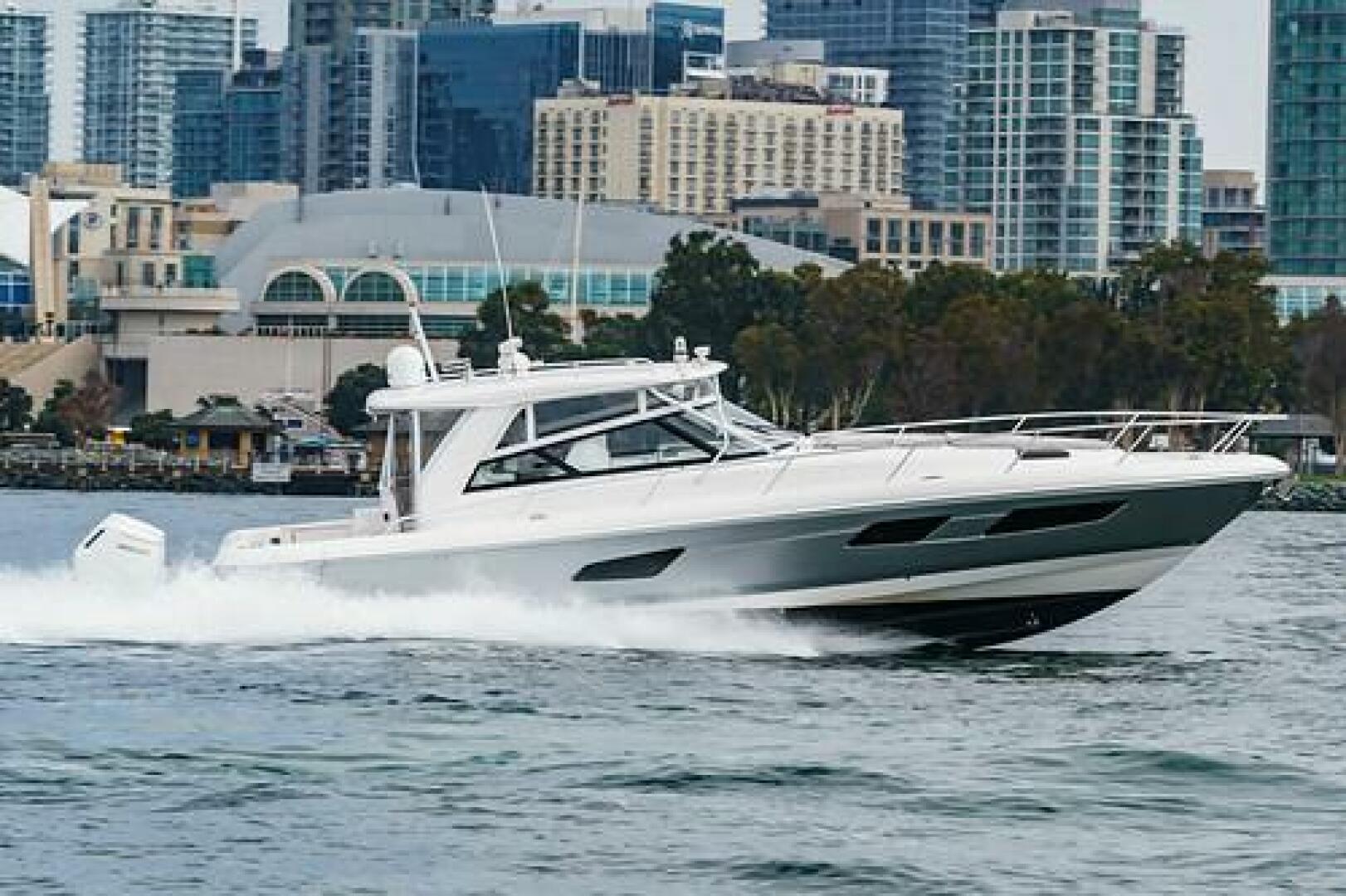 2022 Intrepid 477 Evolution - Image 4