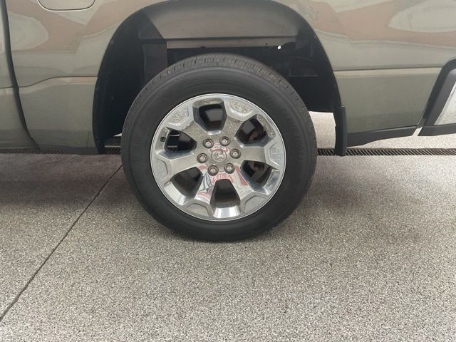 2020 Ram Ram 1500 Pickup Crew Cab Bighorn/Lone Star 4WD - Image 10