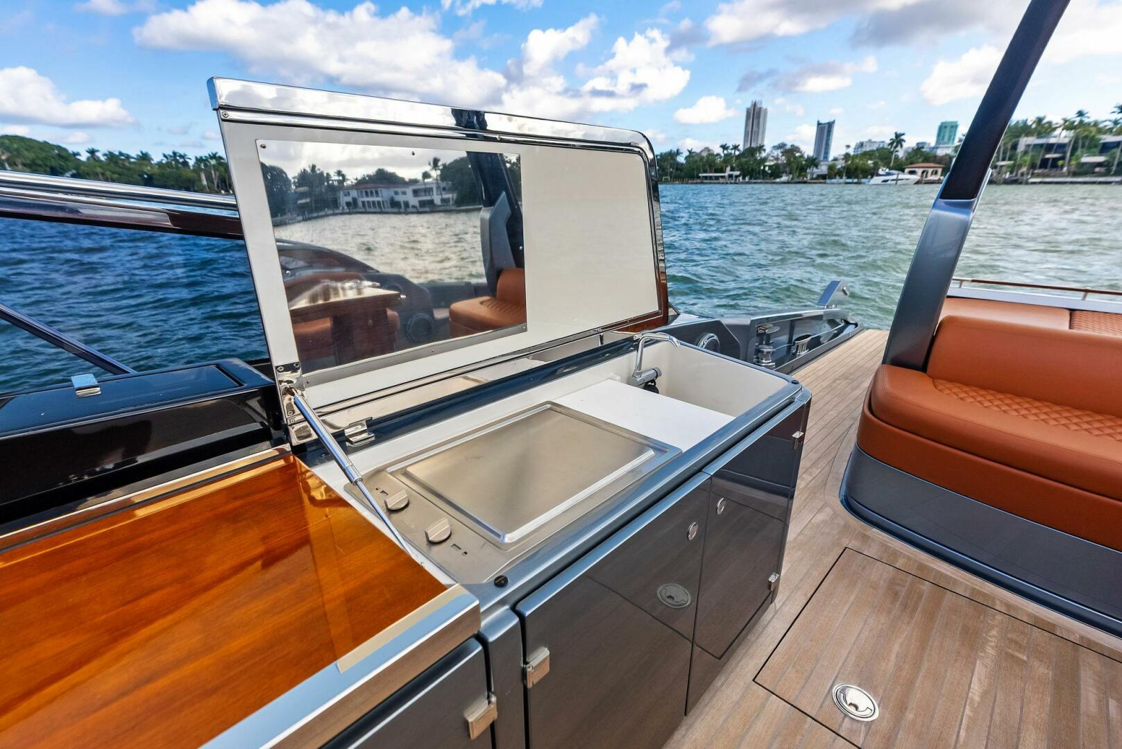 2021 Riva 56' Rivale - Image 26