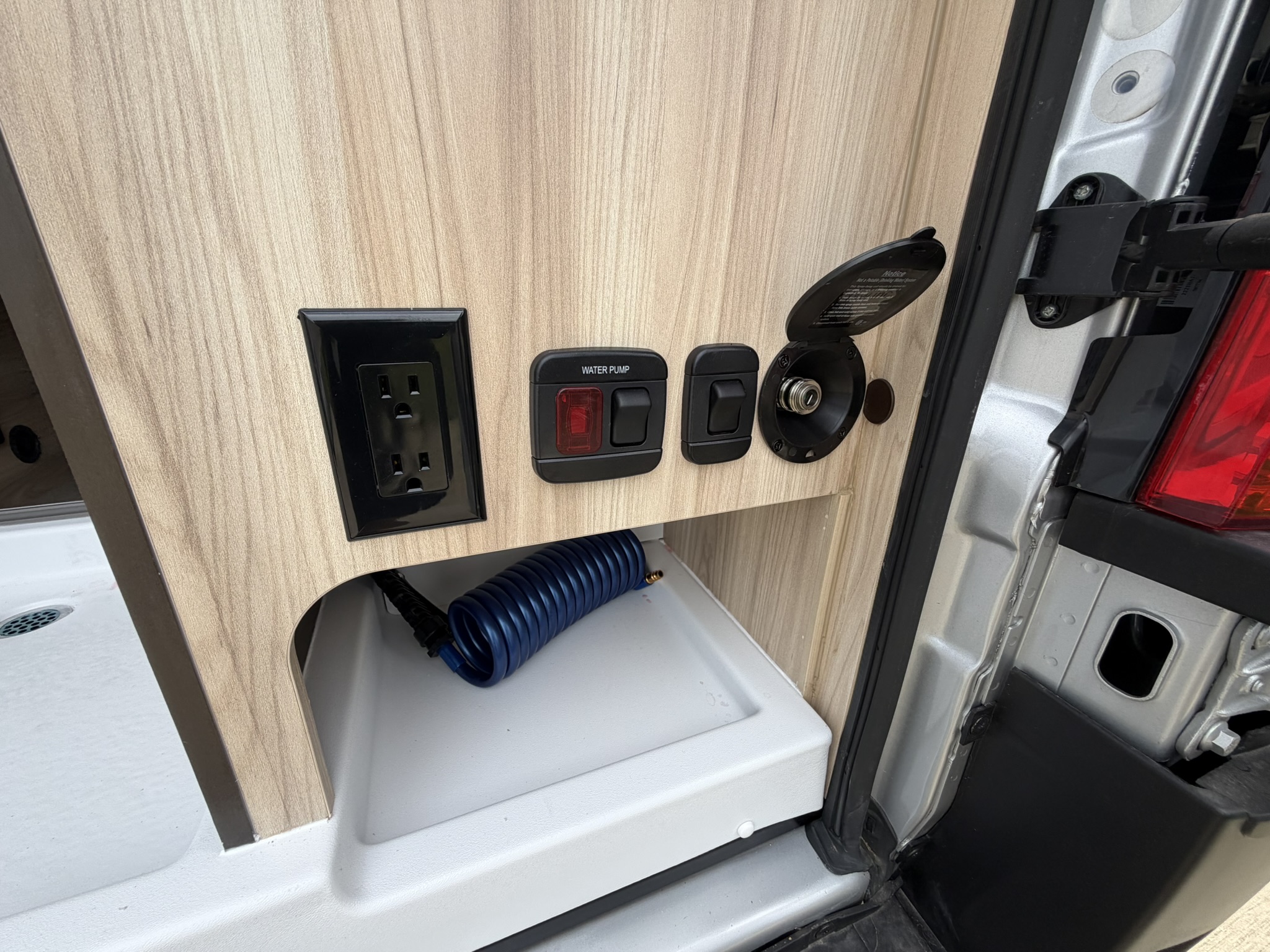 2027 ENTEGRA COACH ETHOS 20T - Image 34