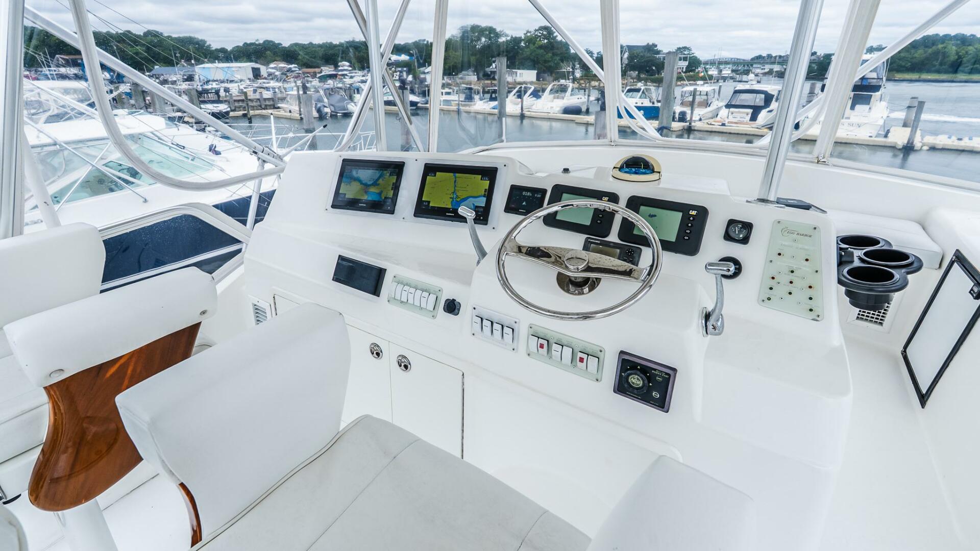 2003 Egg Harbor 42 Convertible - Image 33