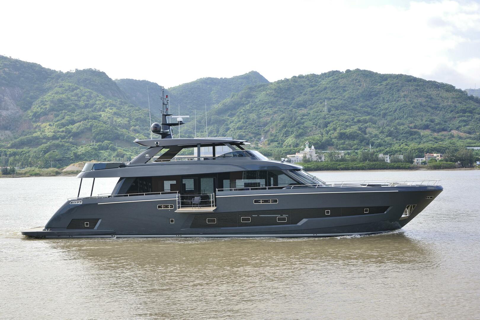 2027 Allegro Yacht - Image 3