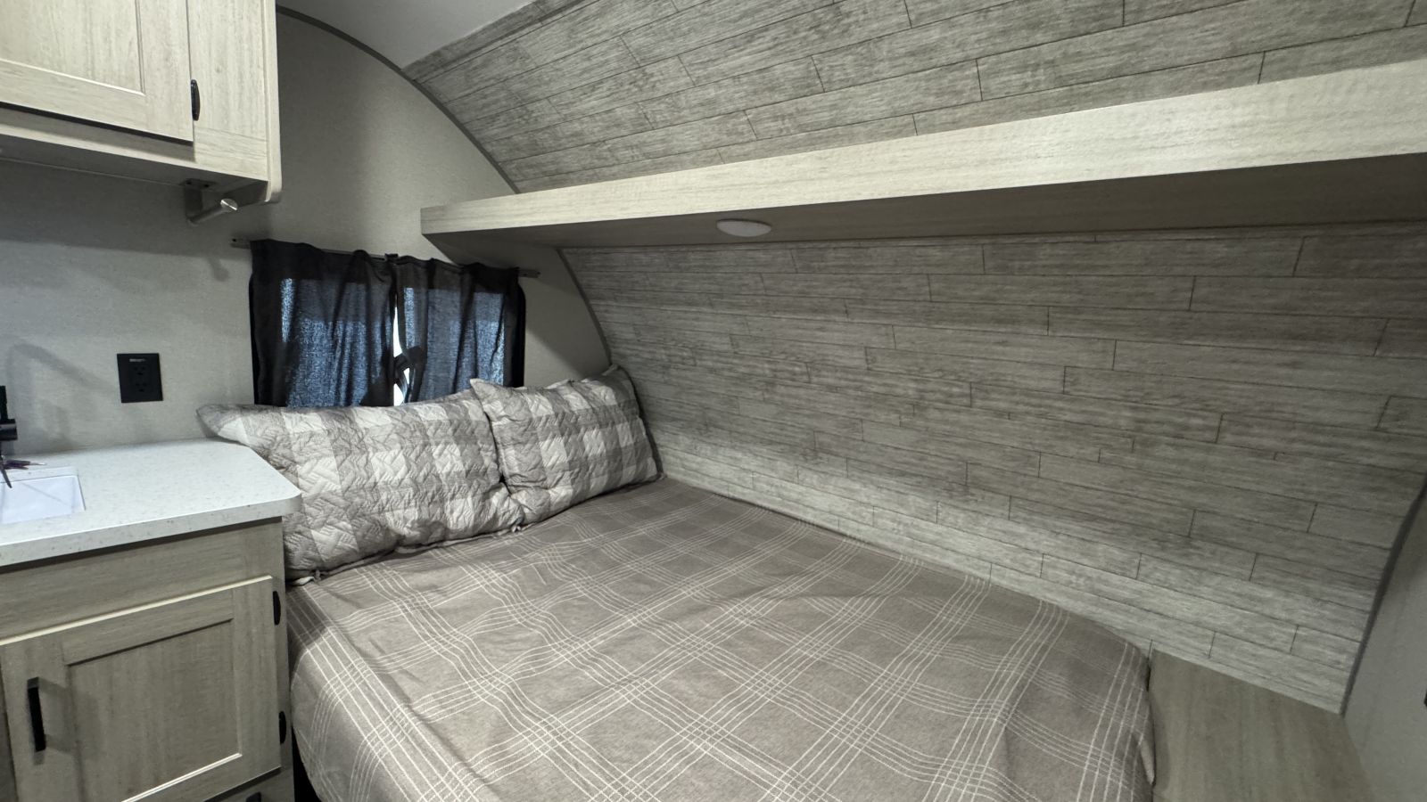 2026 Coachmen Catalina Summit Series 7 134BHX - Image 8