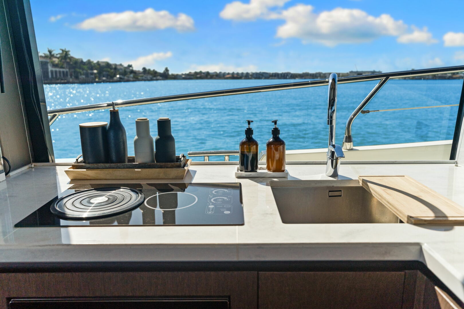 2020 Galeon 680 FLYBRIDGE - Image 32