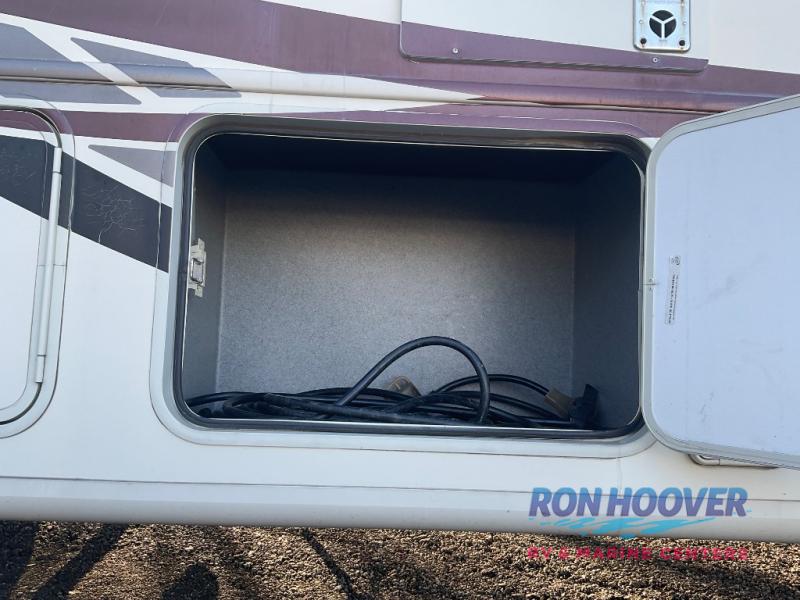 2015 FOREST RIVER 335DS - Image 8