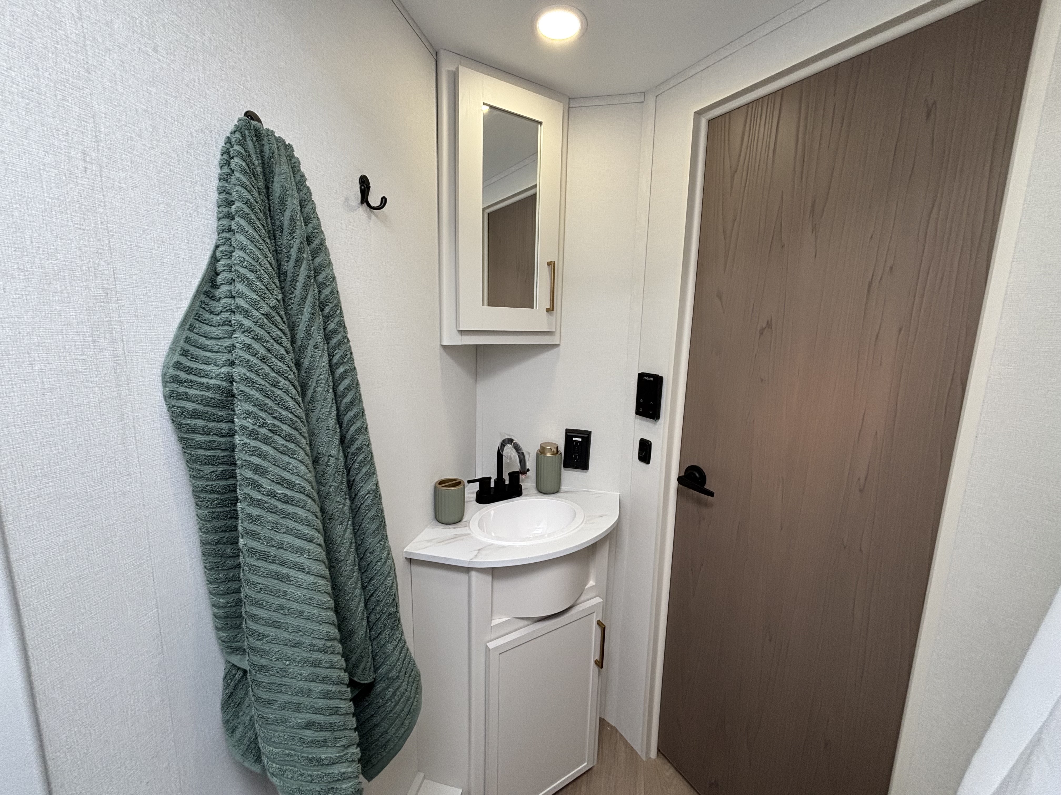 2026 Grand Design Transcend XPLOR 26BHX - Image 20
