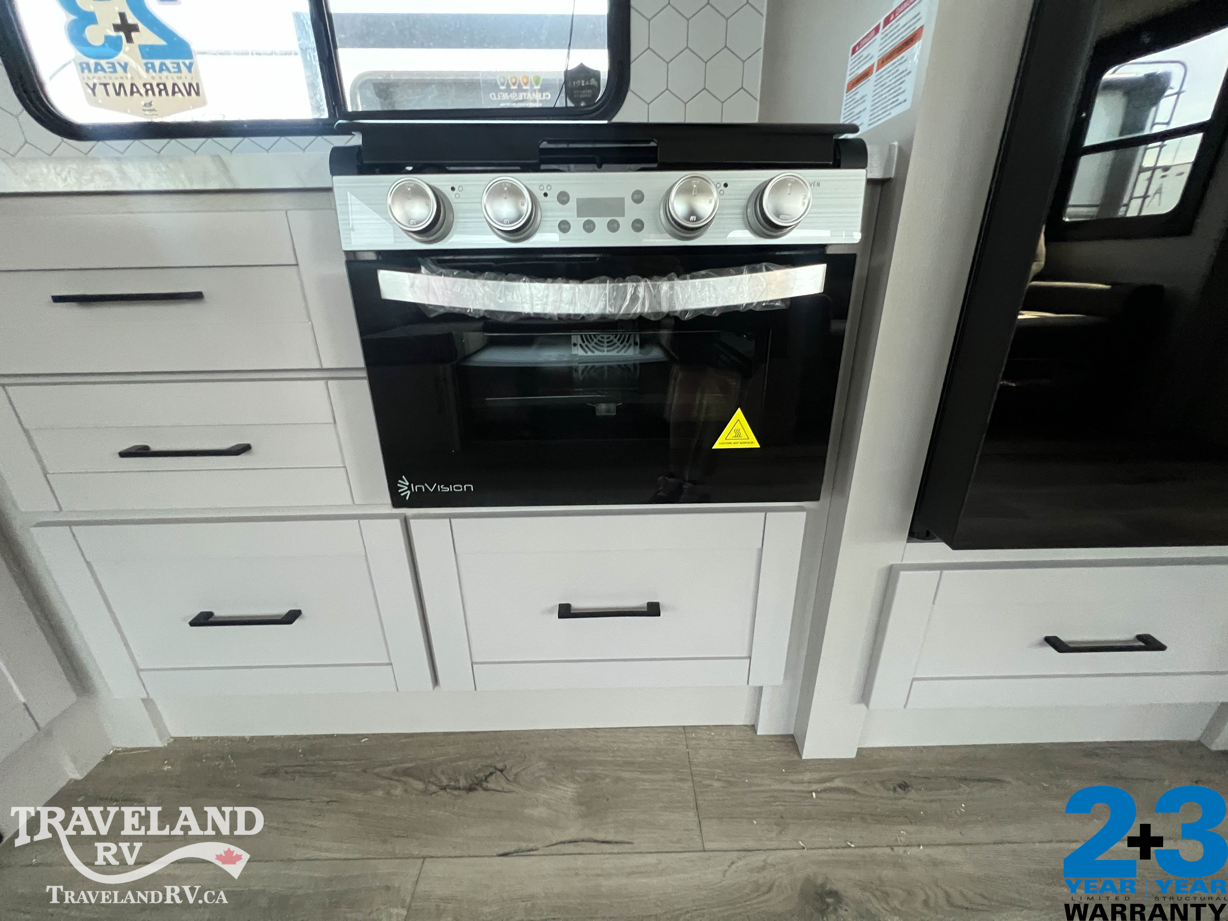 2026 Jayco Jay Feather 27BH - Image 21