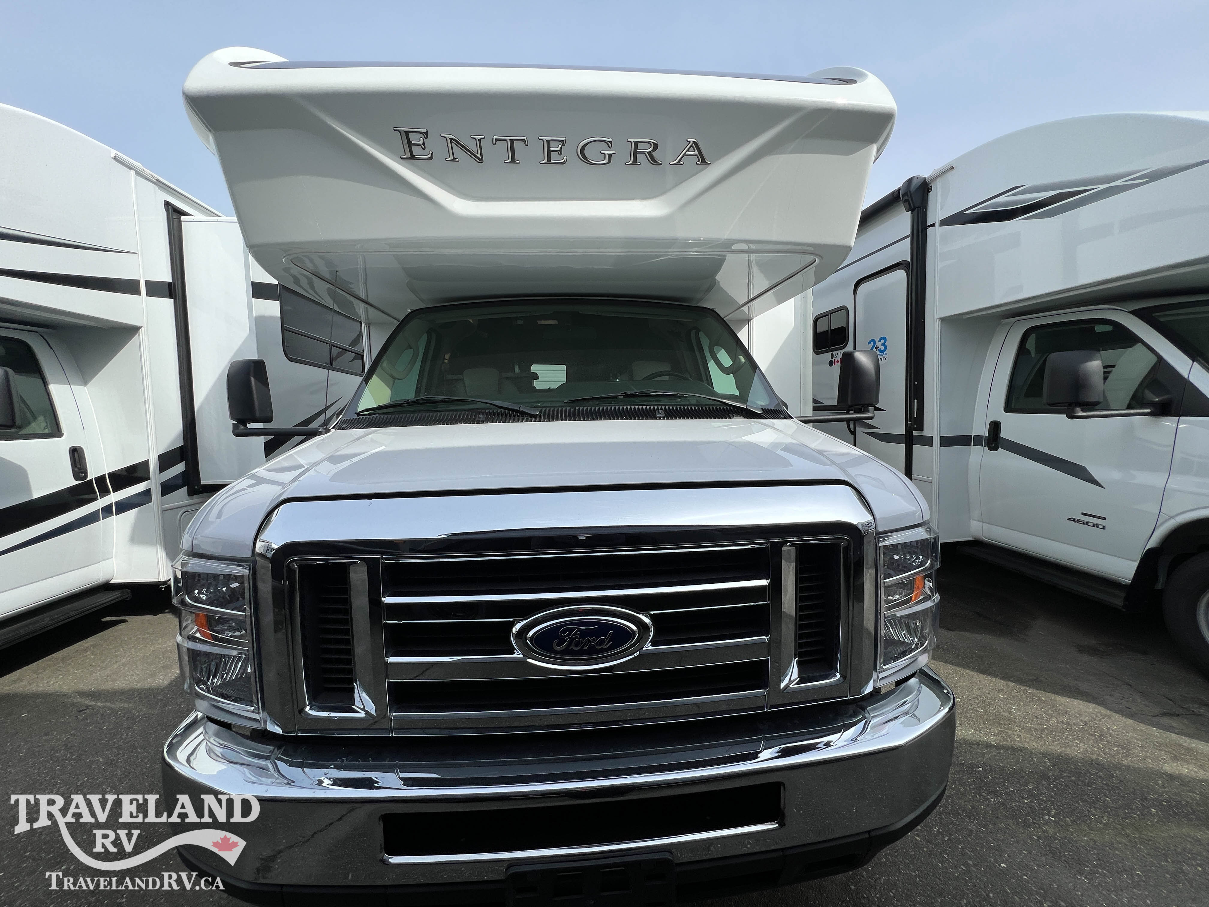 2019 Entegra Coach Odyssey 25R - Image 3