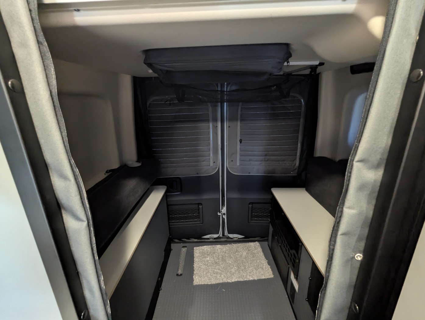 2026 Winnebago Revel 44E - Image 22
