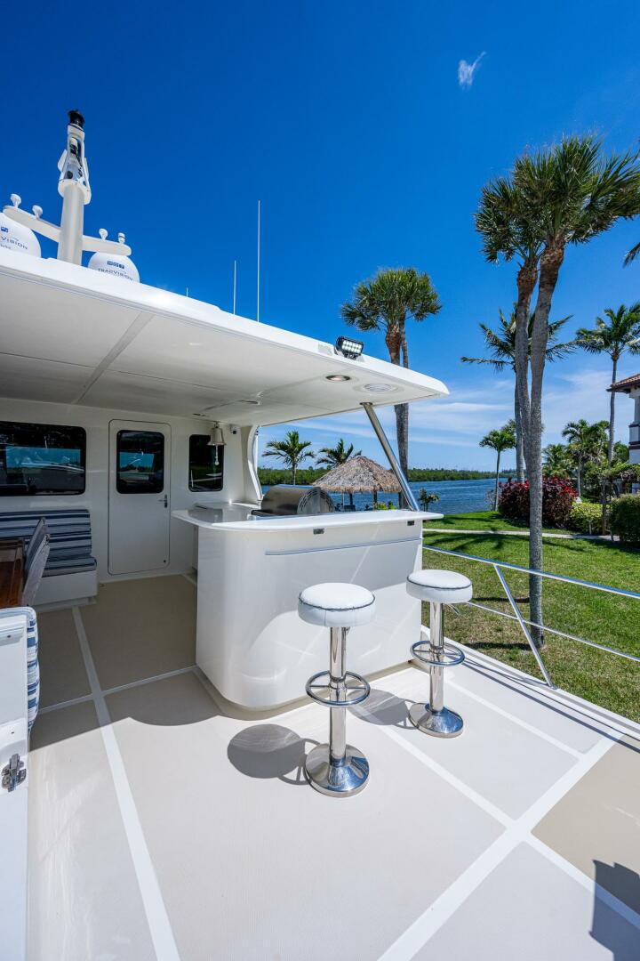 2013 Marlow Explorer Enclosed Bridge (CB) - Image 15