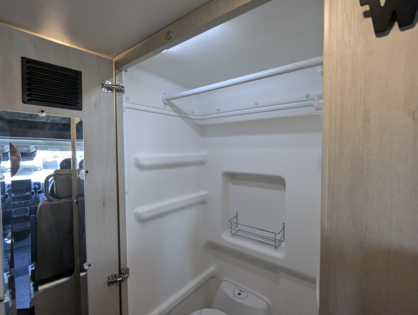 2027 Winnebago Solis 59PX - Image 24