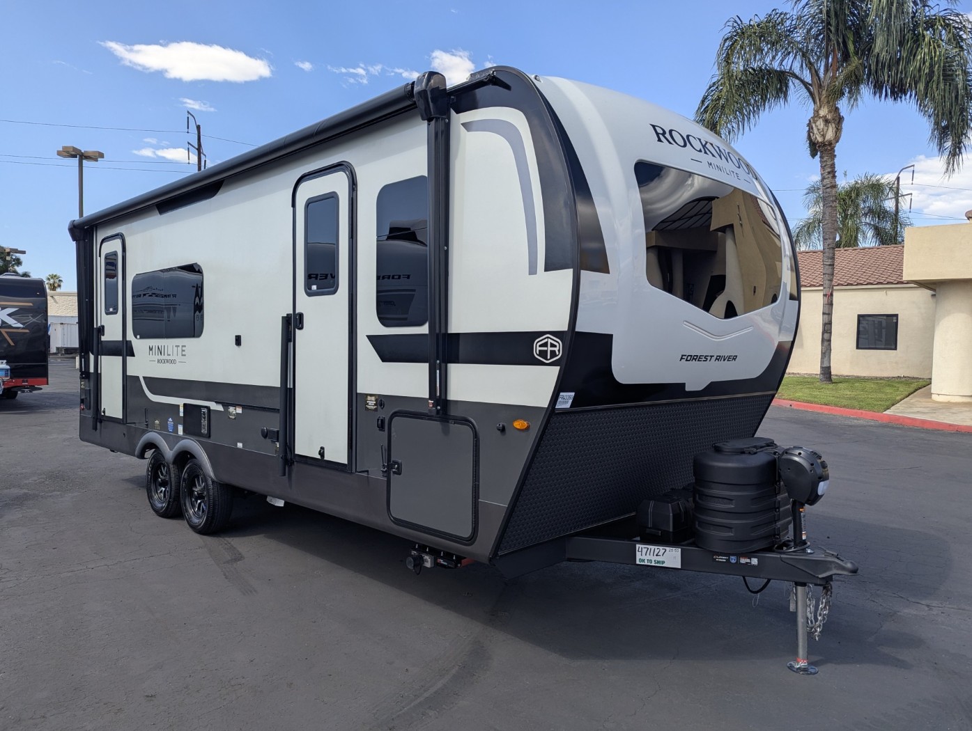 2027 Forest River Rockwood Mini Lite 2515S - Image 1