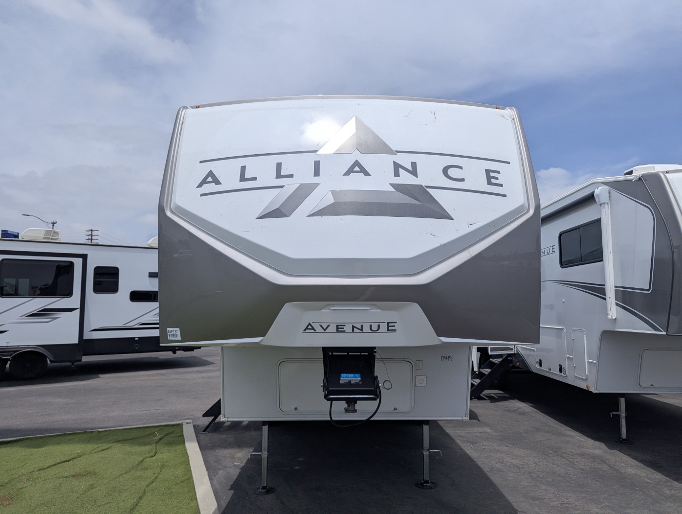 2026 Alliance RV Avenue 23ML - Image 2