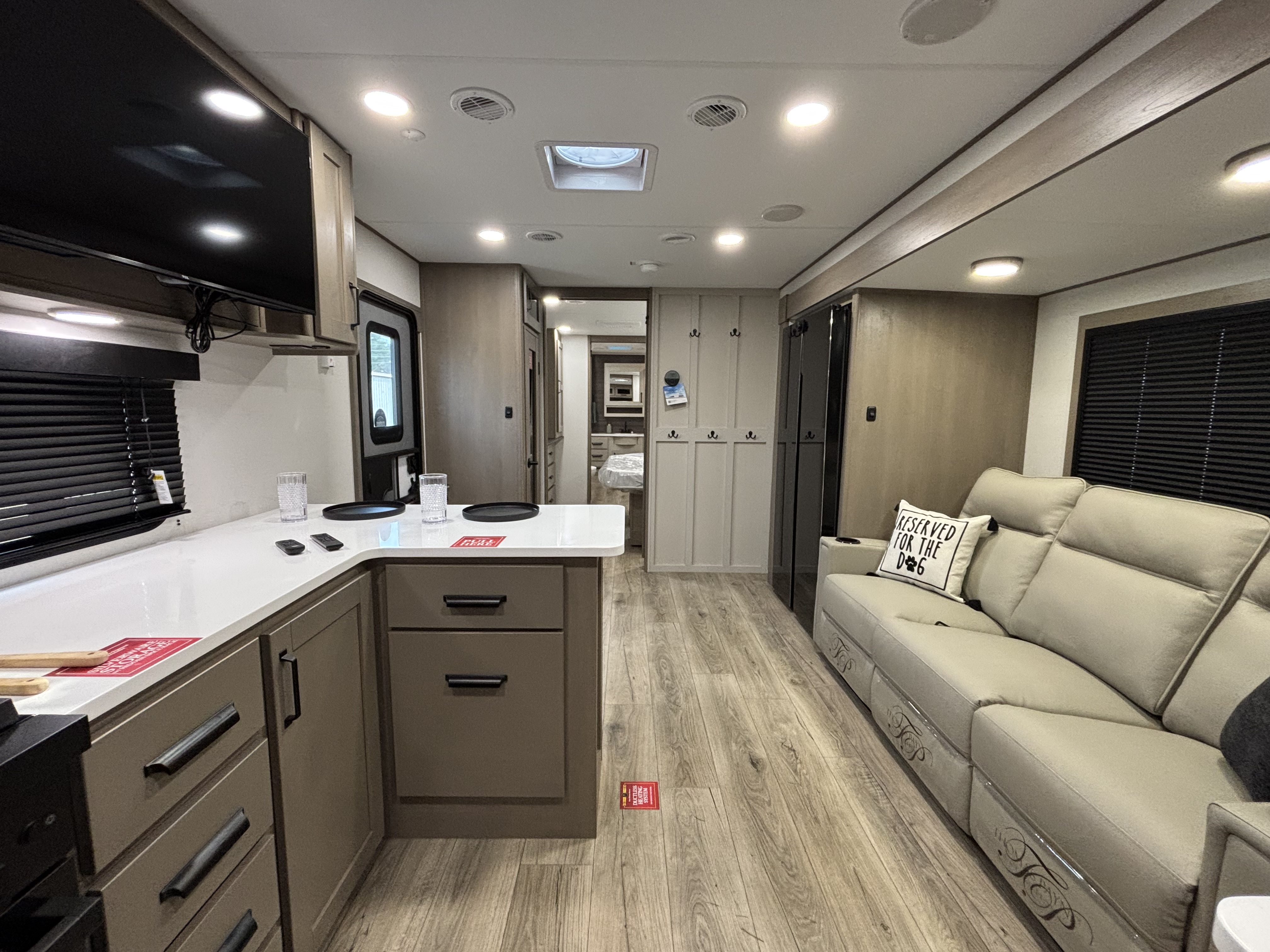 2026 Grand Design Reflection Travel Trailer 322FKTS - Image 13
