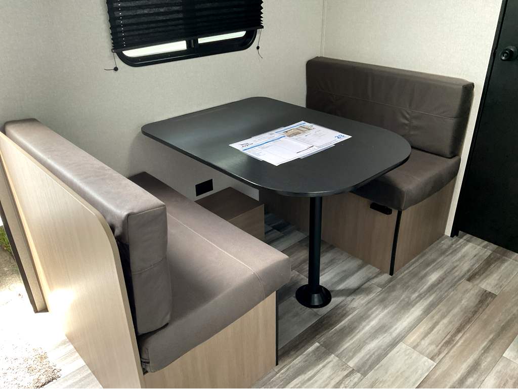 2026 JAYCO Jay Flight SLX 170 FQ - Image 3