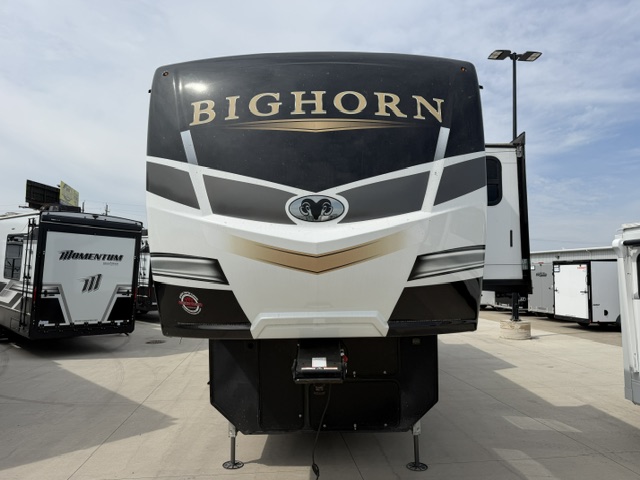 2021 BIG HORN 3120RK - Image 2