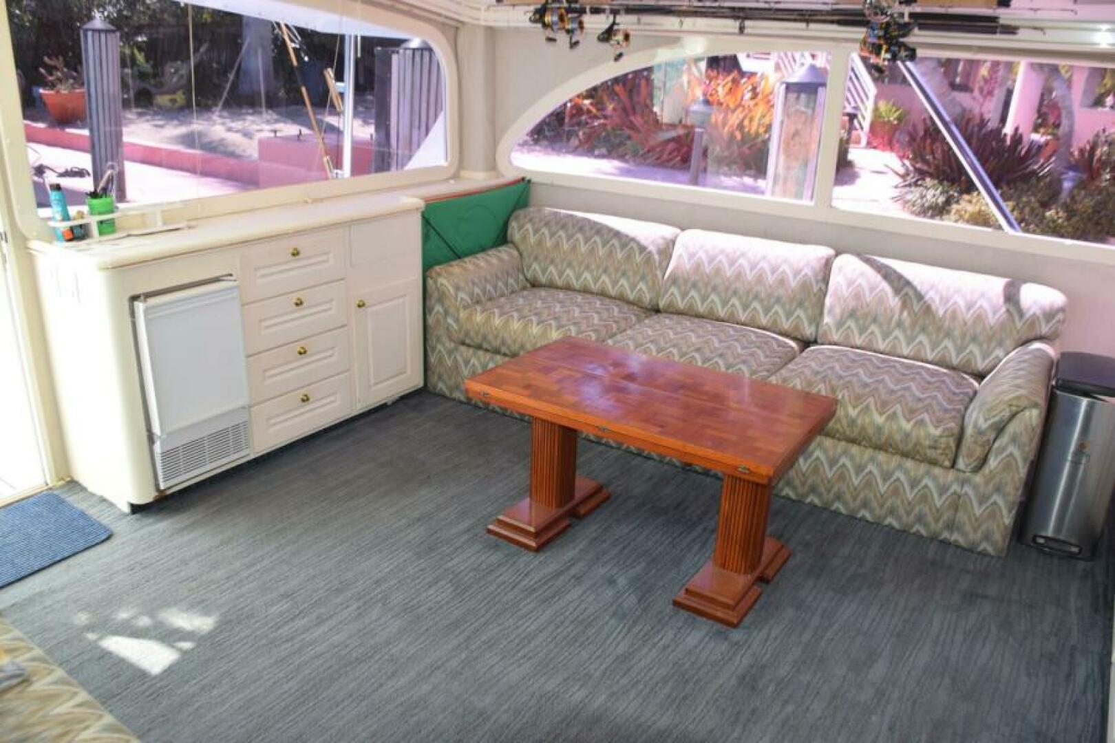 1990 Sunny Briggs Flybridge Sportfish - Image 8