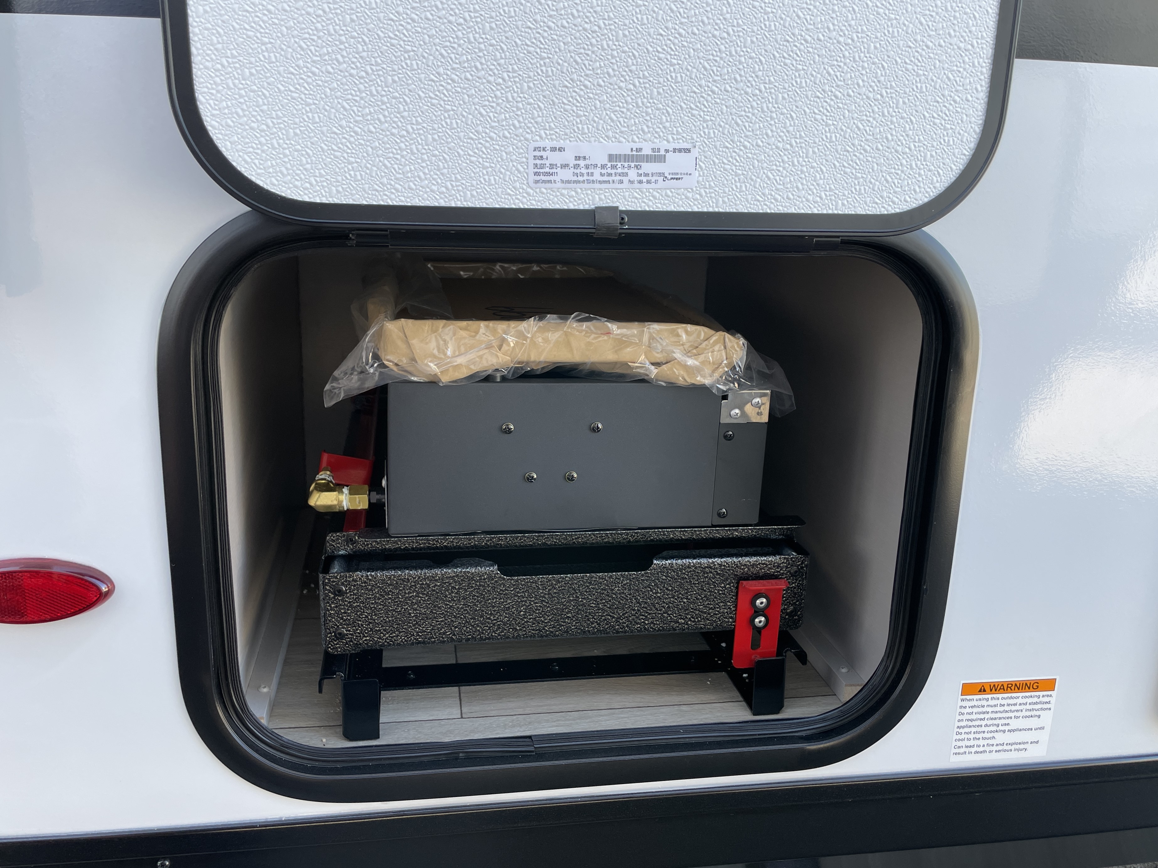 2027 Jayco Jay Feather Air 17FK - Image 3
