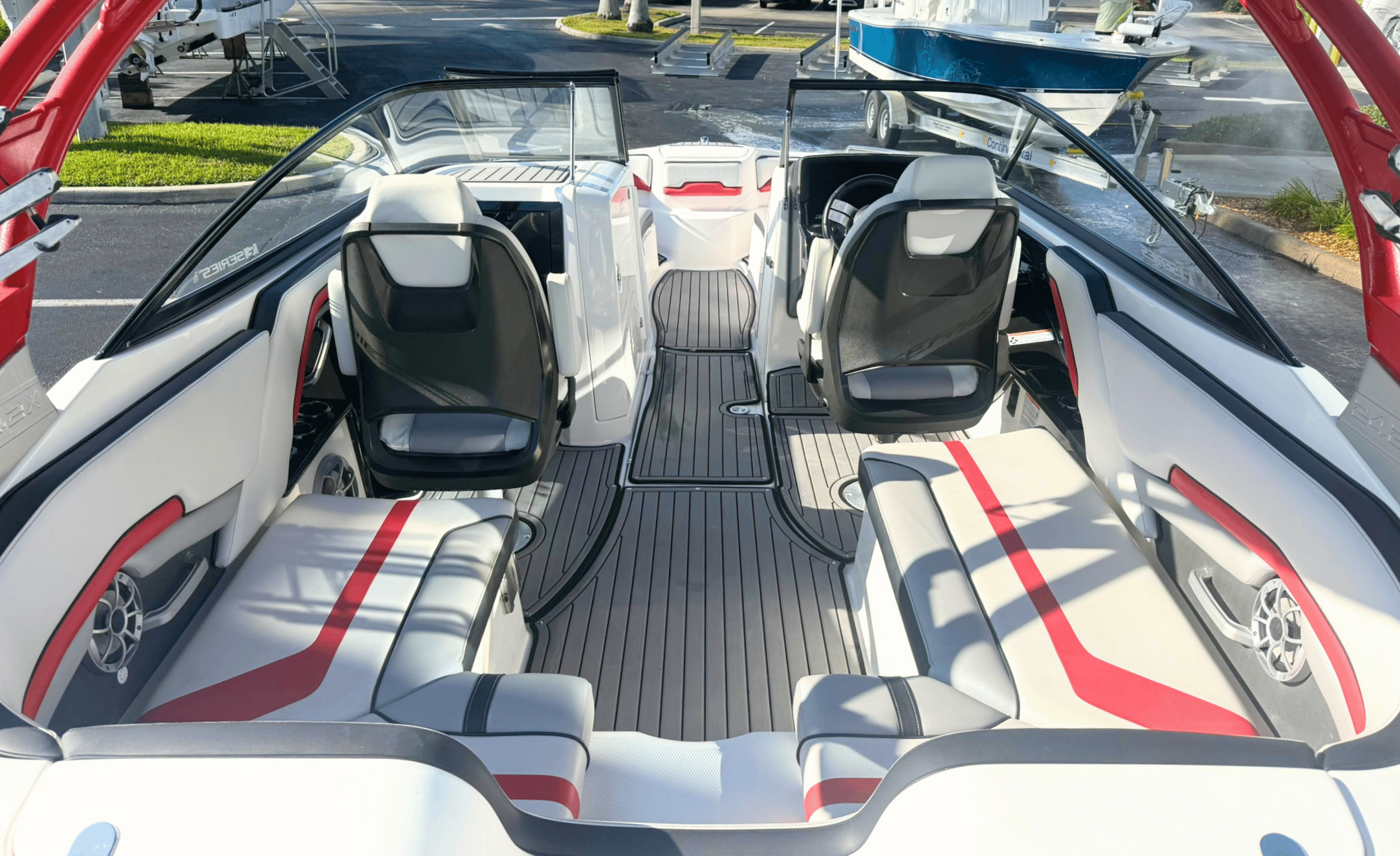 2018 YAMAHA 242X - Image 14