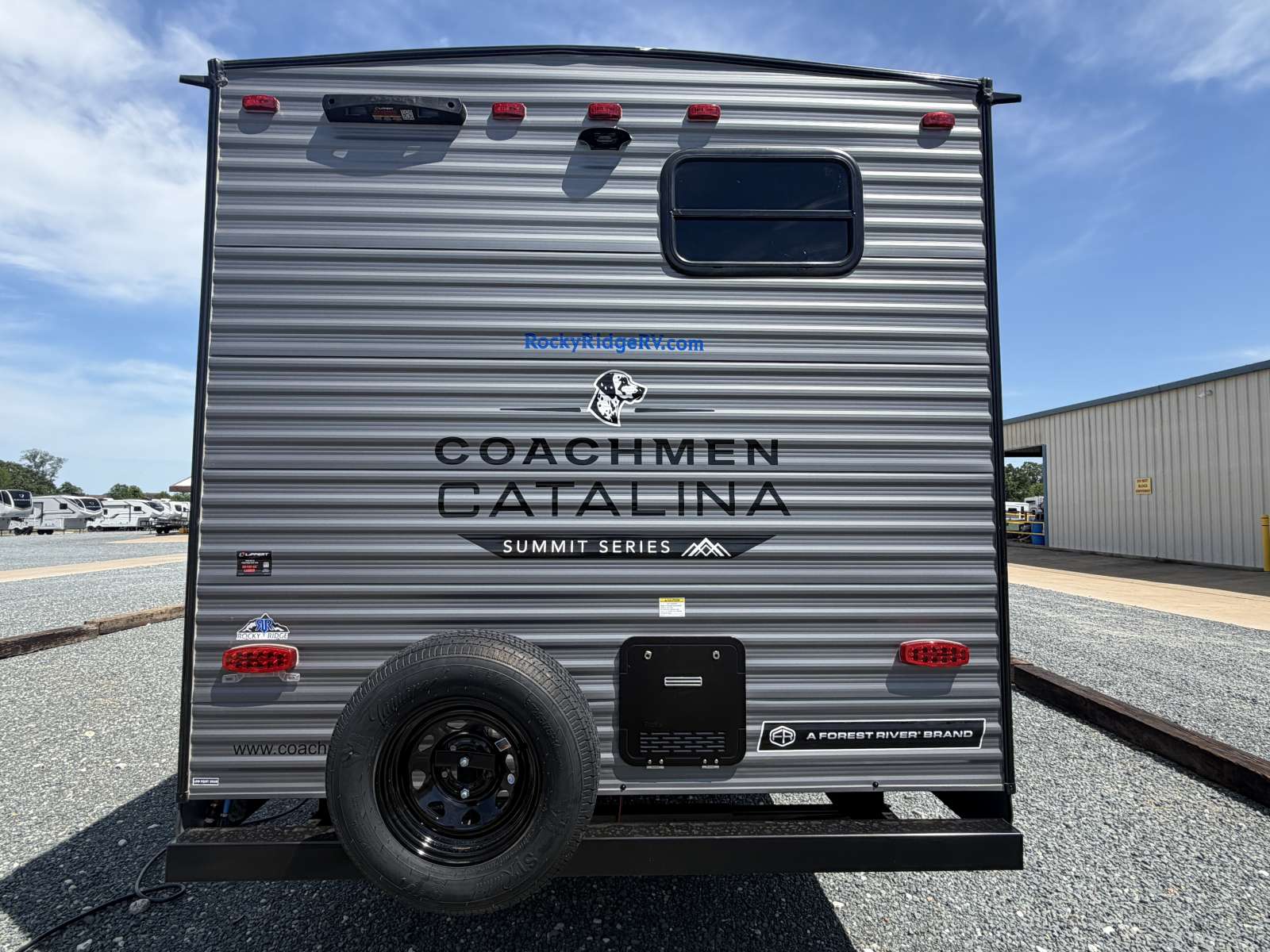 2026 Coachmen Catalina Summit Series 8 261BH - Image 6