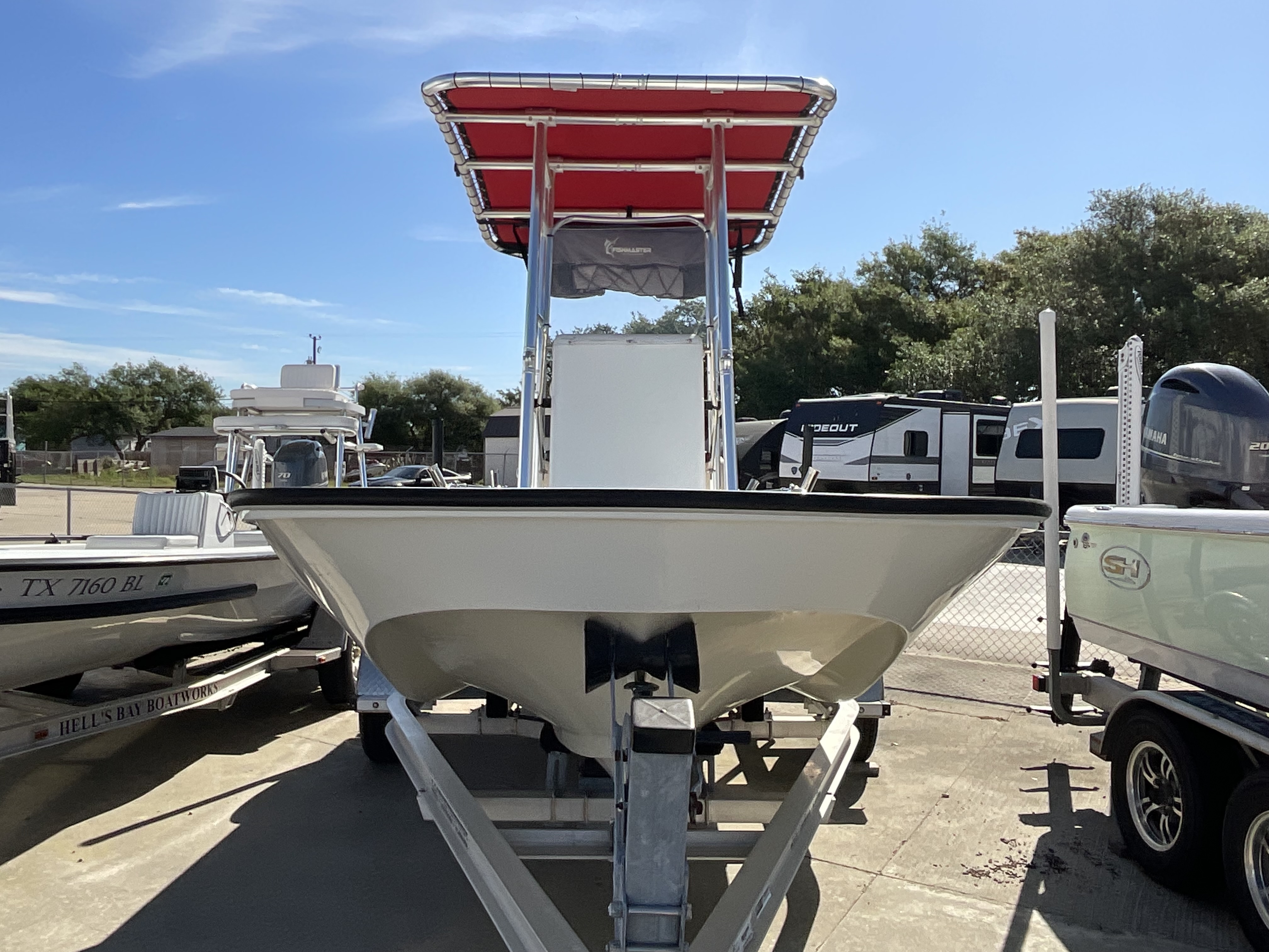 1984 BOSTON WHALER 2027 17 MONTAUK - Image 2
