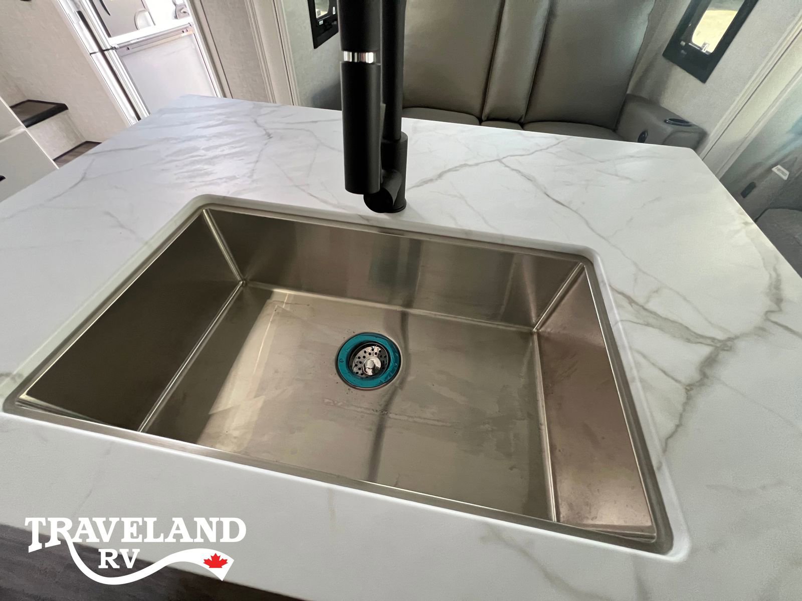2025 Highland Ridge Roamer Light Duty 244RLS - Image 29