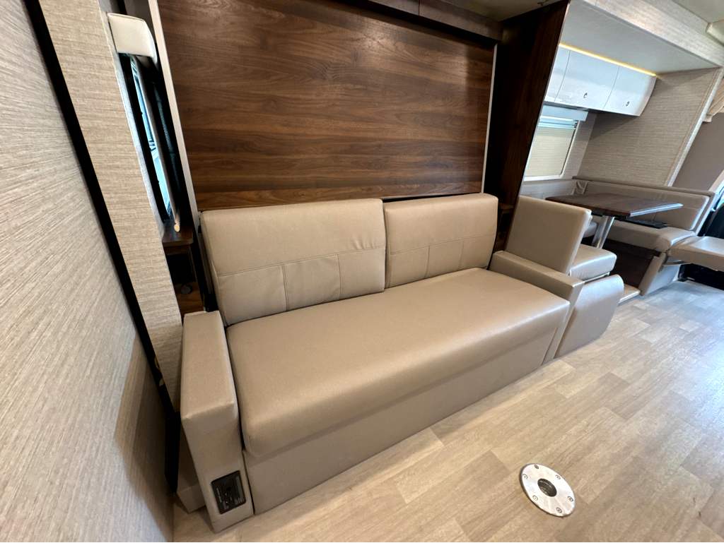 2023 WINNEBAGO VIEW 24D - Image 27